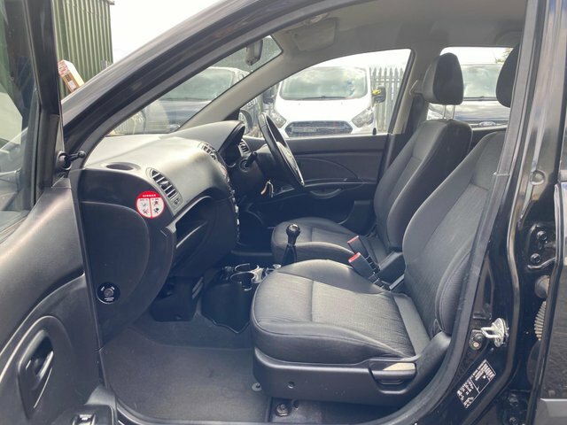 Kia Picanto 2 Auto White #12