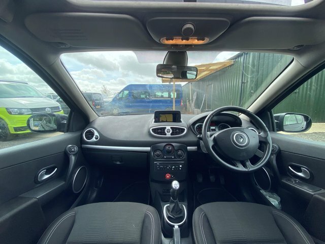 Renault Clio Tomtom Edition 74 Silver #11