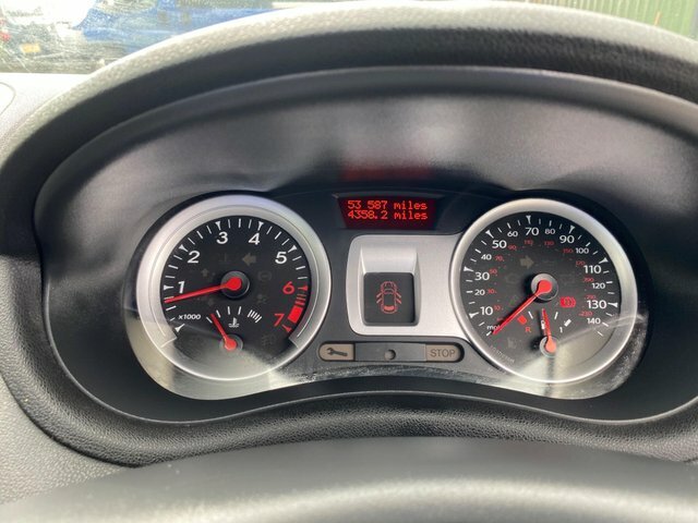 Renault Clio Tomtom Edition 74 Silver #9