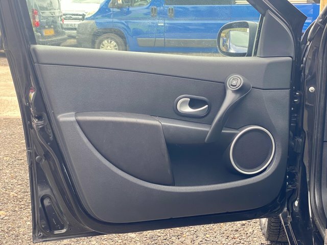 Renault Clio Tomtom Edition 74 Silver #50