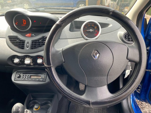 Renault Twingo 1.6 Vvt Euro 4 Red #10