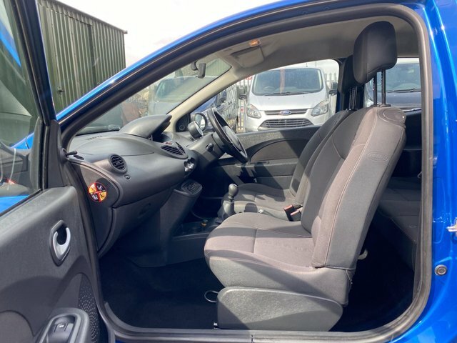 Renault Twingo 1.6 Vvt Euro 4 Red #40