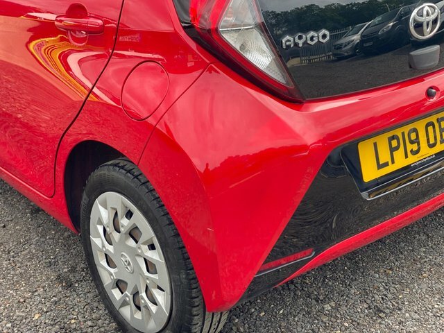 Toyota Aygo Hatchback Grey #26
