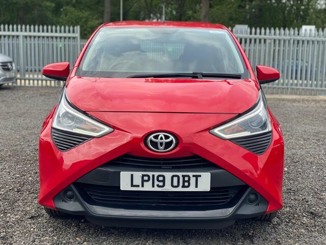 Toyota Aygo Hatchback Grey #18
