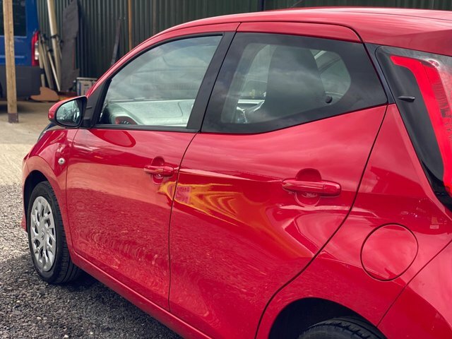Toyota Aygo Hatchback Grey #27