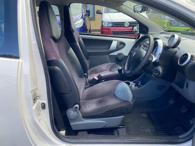 Peugeot 107 1.0 12V Allure Euro 4 White #5