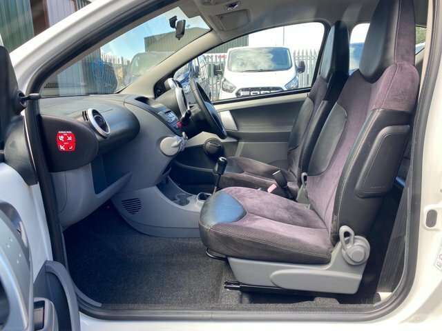 Peugeot 107 Hatchback Silver #13