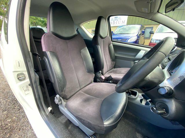 Peugeot 107 Hatchback Silver #28