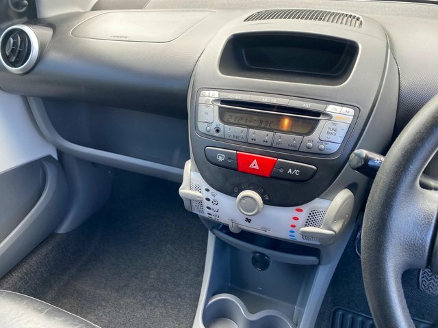Peugeot 107 1.0 12V Allure Euro 4 White #6