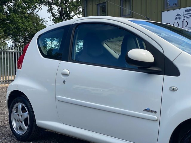 Peugeot 107 Hatchback Silver #21