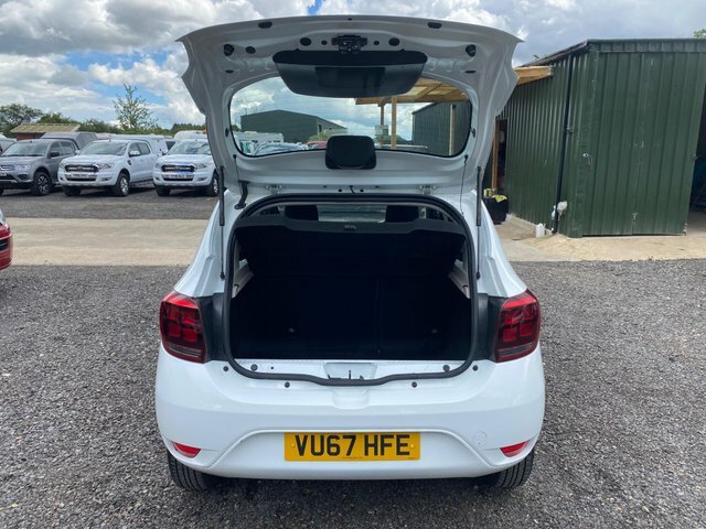 Dacia Sandero 1.0 Ambiance Sce White #42