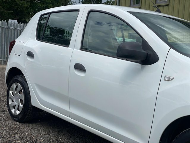 Dacia Sandero 1.0 Ambiance Sce White #19