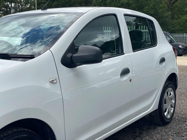 Dacia Sandero 1.0 Ambiance Sce White #21