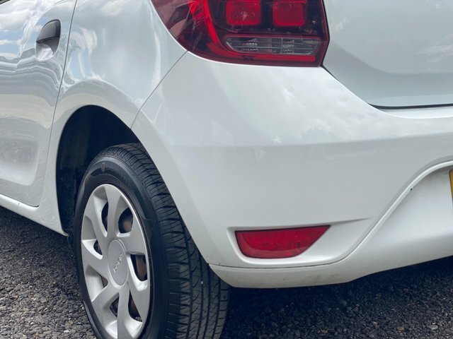 Dacia Sandero 1.0 Ambiance Sce White #22
