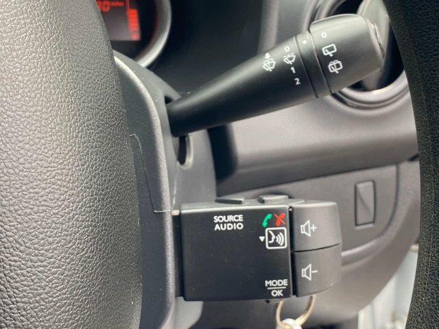 Dacia Sandero 1.0 Ambiance Sce White #34