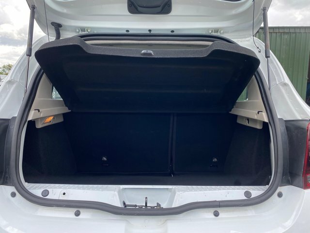 Dacia Sandero 1.0 Ambiance Sce White #43