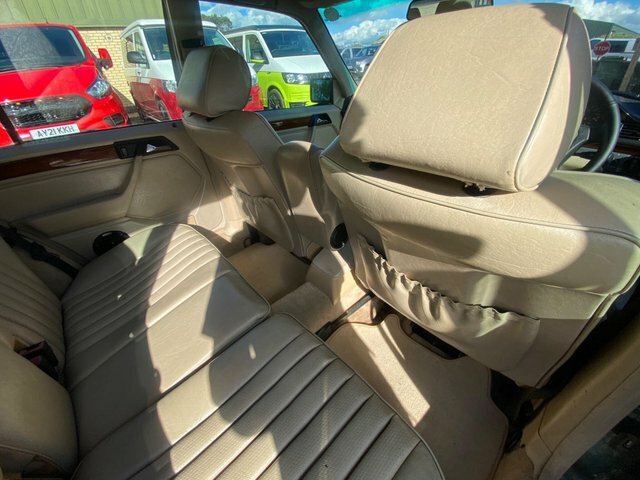 Mercedes-Benz E Class 2.8 E280 Estate 190 Bhp Blue #39