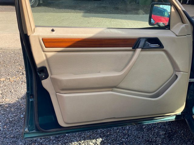 Mercedes-Benz E Class 2.8 E280 Estate 190 Bhp Blue #49