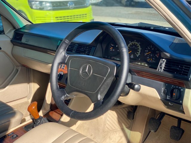 Mercedes-Benz E Class 2.8 E280 Estate 190 Bhp Blue #28
