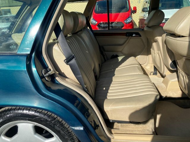 Mercedes-Benz E Class 2.8 E280 Estate 190 Bhp Blue #7