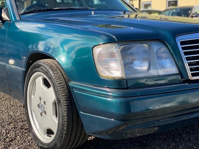 Mercedes-Benz E Class 2.8 E280 Estate 190 Bhp Blue #19
