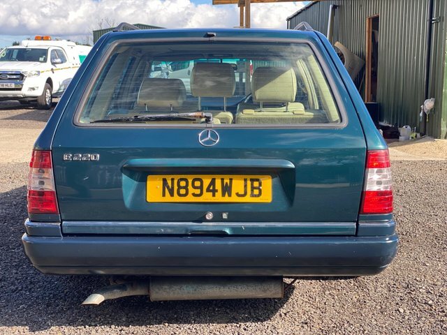 Mercedes-Benz E Class 2.8 E280 Estate 190 Bhp Blue #17