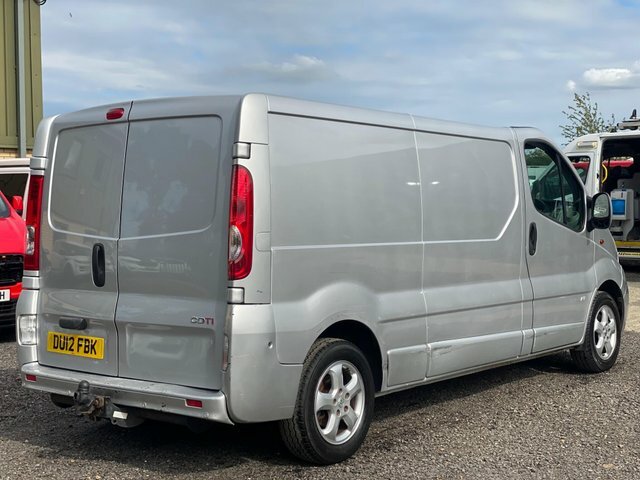 Vauxhall Vivaro 2.0 2700 Cdti Sportive 113 Bhp Grey #4