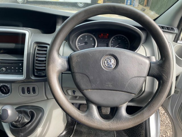 Vauxhall Vivaro 2.0 2700 Cdti Sportive 113 Bhp Grey #15