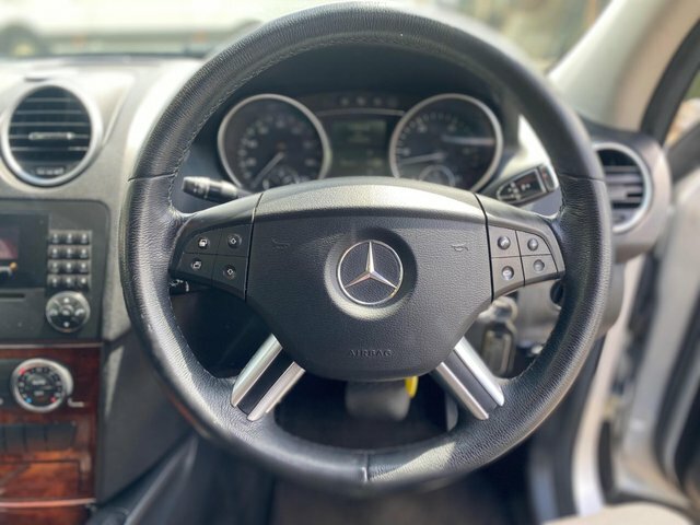 Mercedes-Benz M Class  Black #31