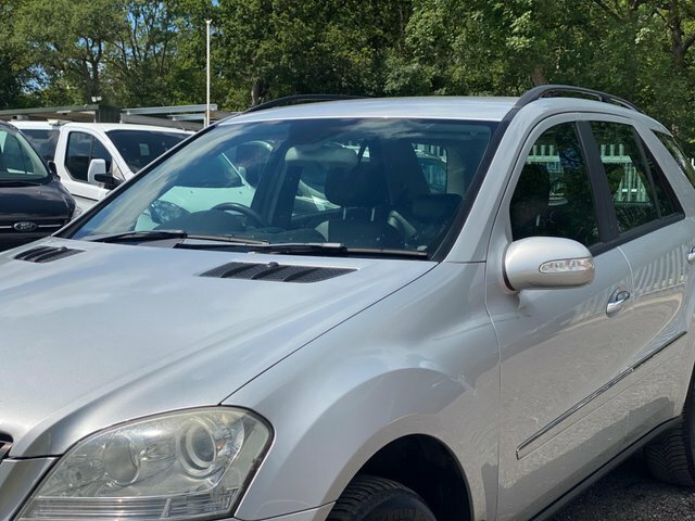 Mercedes-Benz M Class  Black #20