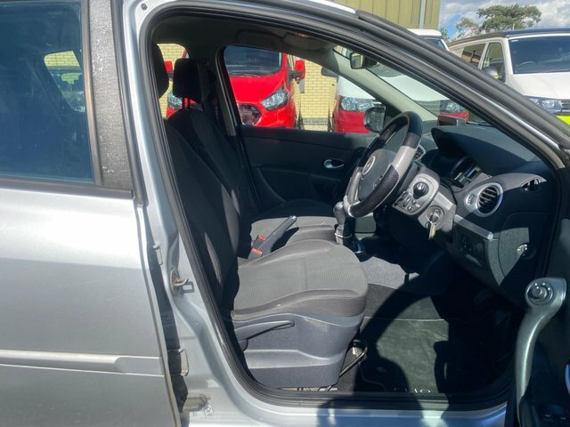 Renault Clio 1.5 Dci Dynamique Euro 4 Silver #5
