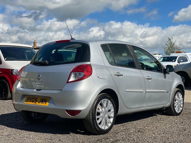 Renault Clio 1.5 Dci Dynamique Euro 4 Silver #4
