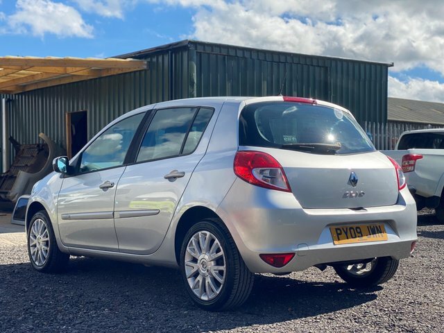 Renault Clio 1.5 Dci Dynamique Euro 4 Silver #3