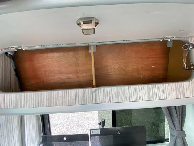 Renault Master 4.1 Metre Grp Luton 500Kg Tail Lift Euro 6.3 White #30