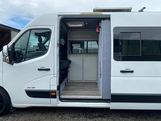 Renault Master 4.1 Metre Grp Luton 500Kg Tail Lift Euro 6.3 White #26