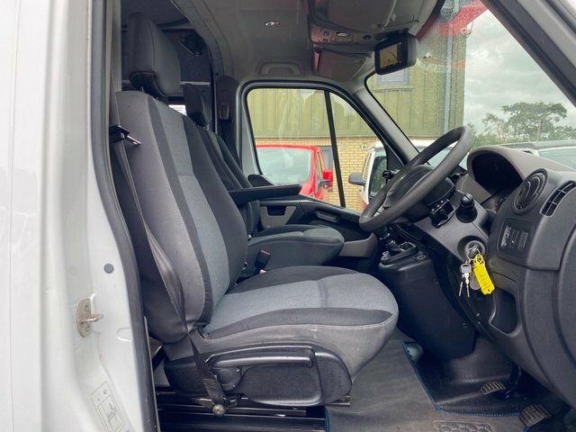 Renault Master 4.1 Metre Grp Luton 500Kg Tail Lift Euro 6.3 White #68
