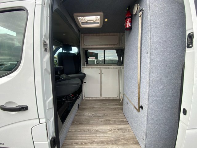 Renault Master 4.1 Metre Grp Luton 500Kg Tail Lift Euro 6.3 White #28