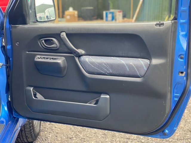 Suzuki Jimny 1.3 Jlx Silver #34