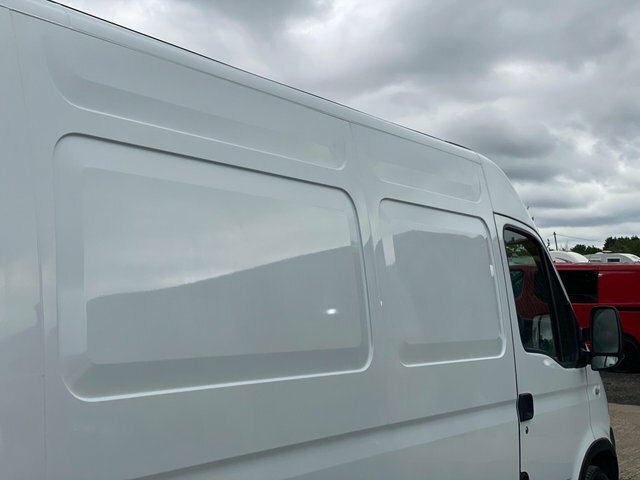 Vauxhall Movano 3500 2.5Cdti - Dual Zone Fridge - Free Delivery - White #21