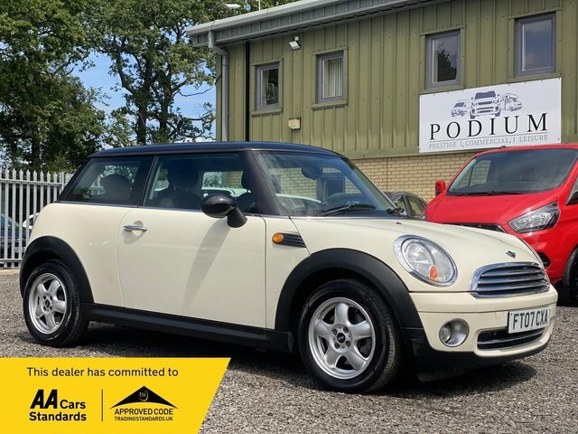 Mini Hatch 1.6 Cooper Euro 4 White