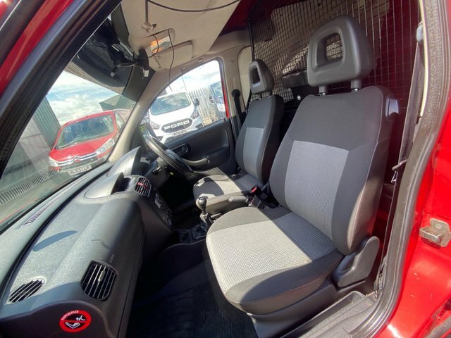 Vauxhall Combo 1.2 Tour Essentia Cdti 73 Bhp Very Low Mileage Blue #16