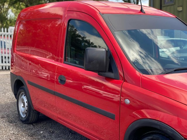Vauxhall Combo 1.2 Tour Essentia Cdti 73 Bhp Very Low Mileage Blue #24