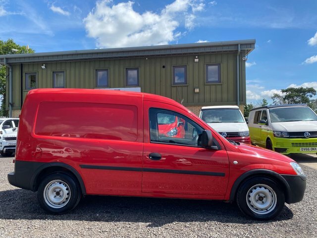 Vauxhall Combo 1.2 Tour Essentia Cdti 73 Bhp Very Low Mileage Blue #22