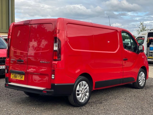 Renault Trafic 1.6 Dci Energy 27 Sport Nav Swb Standard Roof Euro Red #4