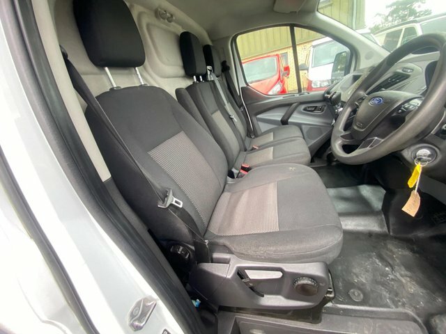 Ford Transit Custom 2.0 Tdci 270 L1 H2 EJ67YSW White #3
