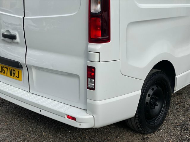 Vauxhall Vivaro 2700 1.6Cdti 120Ps Sportive H1 Van Grey #26