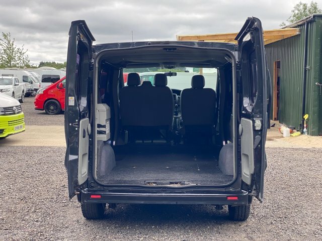 Renault Trafic 2.0 Sport Dci 5 Seat Sold Blue #45