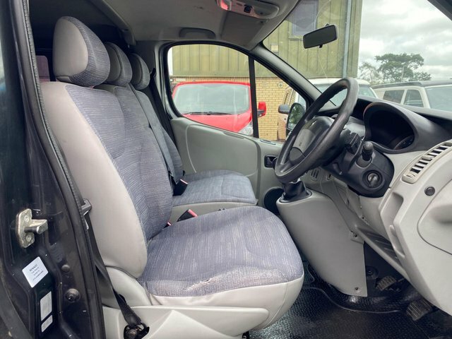 Renault Trafic 2.0 Sport Dci 5 Seat Sold Blue #6
