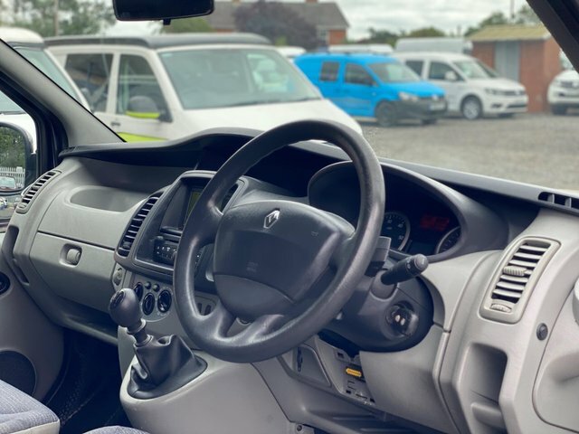Renault Trafic 2.0 Sport Dci 5 Seat Sold Blue #5