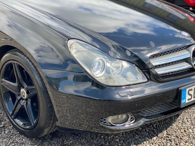 Mercedes-Benz CLS Cls500 Black #30